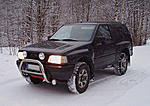 Talvi 2012. Talvirenkaat Nokian Hakka SUV 5 nastoilla. Kesrenkaita pienemmt, 235/70x16. Mahtuvatpahan lumiketjut varmasti olemaan eivtk riko...