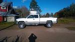 2.5" leveling kit 315/75r16  
Ja vakiona jykemmt jouset auttaa pari senttii