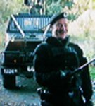 Fascist pig? Maybe just kidding... 
Stillkuva on elokuvasta Children of men. 
 
"Pohdintoja tohdinko nostella hohdinta kaivosta, rjhtv rytmi...