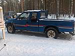 isuzu 2.2 d vm. 90 4x4 toteutumaton projekti eli myin ennen kuin aloitinkaan oli sen verran laho ja latausongelmainen kampe. Etu ylhll Pajero 2.5...