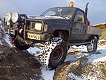 Toyota Hilux 4x4 2.4D -84