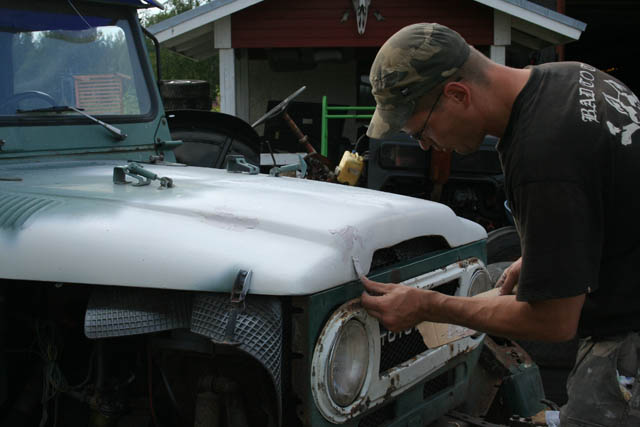 IMG 2794

























































valmistaudutaan vaihtamaan tilinumero thn lihulan SEB-pankiin, en ne tiliotteita tuosta suomen tilist tll ja olen noppana laittanut vaan kaikki tilatut menem, lhden nyt pankkiin ja postiin
tulen kohta niin on varma tilinumero tuohon lihulan SEB:hen

toi myynti monesta suunnasta, eik nyt ois kannattanut odottaa ett saa ne kotisivuille eka, sieltkautta linkitys ja sivut jakoon. sk nimihn siin ois levinnyt
nyt muut linkittvt sun myynti-ilmoituksia sk-sivuille, aika sekavaa...

olet oikeassa, on niin kova ht tmn talouden kanssa mutta tekstiss www.suomenkannabis.fi mainittu joten toivoa pit ett hoksaavat avata sen
tulin juuri postista ja nyt on kulut oer lhetys, laitan nollakatehinnat 
koska postituksesta noille isoille mrille ei oikein voi en erikseen ilmaa jtt hintoihin

HUOM TEKSTI SUUREMPIEN ERIEN TLAUKSIEN YHTEYTEEN
copy
--
--
--
www.suomenkannabis.fi Toimituskulut suuremmille erille, hampun ruokasiemenen kilotilauksille:

Kirjattu postiosoituksella varustettu kilolhetys Suomeen 11,06 euroa + 1 euro per lhetettv kilo, nm hinnat ovat suoraan Eestin postin hintoja, eik niist oteta voittoa ja pakkauskulut tullaan rahoittamaan omakustanteena.

4 minuuttia sittenTimo Haara
Jokainen niin haluava saa tilauksen yhteydess lisksi yhden lhetyksen erittin hyvn kasvin siemeni muistoksi suomalaisen kannabiksen kasvatuksen edistmisest, nm kyseiset siemenet ovat kasveista jotka vuosien ajan ovat vastustaneet Suomen vaikeita oloja, aiheetonta viranomaisvainoa ja kovia ilmasto-olosuhteita. Kyseisi siemeneri on mys saatavilla viel toistaiseksi eriseenkin tilattuna, jossa suurempien yksittiserien tilauksen yhteydess jokaiseen vhintn 50 euron tilaukseen liitetn ylimrinen siemenpakkaus extrana. Pienemmisss eriss mys postituskulut ovat edullisemmat kirjepakettihinnoin jotka mainittu tilaustietojen yhteydess. Tilaamalla autat kannabiksen kasvatuksen edistmisess mys kotimaassakin!
Viesti on liian pitk.
viesti on liian pitk
huoh
www.suomenkannabis.fi Toimituskulut suuremmille erille, hampun ruokasiemenen kilotilauksille:

Kirjattu postiosoituksella varustettu kilolhetys Suomeen 11,06 euroa + 1 euro per lhetettv kilo, nm hinnat ovat suoraan Eestin postin hintoja, eik niist oteta voittoa ja pakkauskulut tullaan rahoittamaan omakustanteena.
4 minuuttia sittenTimo Haara
Jokainen niin haluava saa tilauksen yhteydess lisksi yhden lhetyksen erittin hyvn kasvin siemeni muistoksi suomalaisen kannabiksen kasvatuksen edistmisest, nm kyseiset siemenet ovat kasveista jotka vuosien ajan ovat vastustaneet Suomen vaikeita oloja, aiheetonta viranomaisvainoa ja kovia ilmasto-olosuhteita. Kyseisi siemeneri on mys saatavilla viel toistaiseksi eriseenkin tilattuna, jossa suurempien yksittiserien tilauksen yhteydess jokaiseen vhintn 50 euron tilaukseen liitetn ylimrinen siemenpakkaus extrana. 
Pienemmisss eriss mys postituskulut ovat edullisemmat kirjepakettihinnoin jotka mainittu tilaustietojen yhteydess. Tilaamalla autat kannabiksen kasvatuksen edistmisess mys kotimaassakin!

Tilaamalla yksittin tai ryhmtilauksena 50 tai 100 euron summalla, toimitamme jokaista 20 euroa kohden yhden siemenkupongin. Esimerkiksi 50 euron summan toimitukseen sisltyy 3 kpl siemenyksikit muistoksi kotimaisen kannabiksen kasvatuksen tukemisesta.
eikai tota nyt taas muuteta?
20 tilaukseen sisltyy 1 pakkaus, jossa on 3 siement. 
50 tilaukseen sisltyy 3 pakkausta, joissa yhteens 9 siement. 
100 tilaukseen sisltyy 7 pakkausta, joissa yhteens 21 siement. 
+ toimituskulut 2 per tilaus

ei muuteta ja tuo tilausmahdollisuus on viel erikseen voimassa, nyt muutos koskee tietoja kilotilauksien tekijille eli tarkoitus on ett ylloleva teksti listn tilausmahdollisuuksiin

ok

ja pankki tietoja, suomen pankin tilitiedot eivt ole olleet kytettvissni ja tulin juuri lihulan seb:st josta varmistin ett on oikein nuo numerot, lisksi nyt nen nettitunnuksilla maksetut tilaukset suoraan netist
katstotaan nist hengisspitmiseeni thtvist tist sinulle ja marjaanalle sitten erikseen
vihre bonusta 
vaikka
uskon et noista voidaan pst hyvin sopimukseen, teette nyt trke tyt koska tilanne tll on vaikea
kaikki rahat kiinnitetty siemeniin ja puolanmatkalla meni loput, ruokaa kaapissa ja keen ostoon 50 e mutta ei riit kun aisa pitisi rakentaa ett saa maasturin pern
ja shkpaimenesta puuttuu impulsaattori sek akku
joka olisi ollut, kaipila osti 500 euron akun ja rantsin lit antoivat sen menn mukana kun panki vei traktorin
PANKKITUNNUKSET 
--
--
SEB BANK
HAARA TIMO
Nm tunnukset mainittava kun lhetys maksetaan:
IBAN EE02 1010 0108 2499 6011
AS SEB BANK 
BIC CODE: EEUHEE2X
Ilmoitathan pankkimaksun yhteydess montako kiloa tai mink tyyppisen lhetyksen haluat, huomioithan mys lhetyskulut per tilaus, lhetmme tilauksen 2 vrk sisll maksuilmoituksen tultua, toimitusaika max. 2 viikkoa johtuen kansainvlisest postiliikenteest, mikli et ole tuossa ajassa vastaanottanut saapumisilmoitusta saapuneesta lhetyksest, pyydmme sinua ottamaan yhteytt www.suomenkannabis/palautteet.fi
tuolla keinolla nen netin kautta suoraan kuka on maksanut ja jolle voi lhett
sitten uusia huolia:

palaute
jep

15:13
jani veps / ent. hurme sanoi juuri ettei lhetys ole tullut, onkohan nist yksikn muuten mennyt edes perille
ja vuokraemnt kvi juuri sken stmss taas ja sotkemassa mutta asia oli trke:
poliisi oli soittanut ja tiedustellut ikkunalaudalla peltoon istuttamista odottavista kasveista, mithn helvetti itse kvin viime viikolla tuossa poliisiasemalla kertomassa ett tarvitsen ymprivuotisesti kasvattaa siementuotantoa varten kasveja ja ett onko ok, ja siihen sanottiin ett mil ei ole kielletty on sallittu
-mik
ja uokraemnt arveli ett tllkin oltaisiin kasveja tulossa hakemaan voihan  v u 
mutta en saa kasveja peltoon ennenkuin saan shkpaimenen ja akun, ja siihen pitisi saada juuri siemeni myyty mutta ent jos nekn eivt sitten mene perille
tss sit tehdn tyt sen eteen ett tulevaisuudessa homma saadaan toimimaan parhaimmalla tavalla, se on mynteist sentn
kirjaa nm kaikki yls ettei hvi
kaikkea voidaan kytt todisteena siit, ett asia tehdn kuten laki ja snnkset edellyttvt
tll virossa tuoettua siement en voi vied ennen sertifikointia maasta ulos mutta esim. puolasta tuodut siemenet ja suomesta evakuoidut ovat jakelussa ja viron siemen odottaa ett miten sen kanssa toimitaan, kylvhn se olisi tarkoitus
saatko kopion vahvistukseksi marjaanalle tuosta tekstist, itse laitan mys nin varmistetaan perillemeno
tss olisi se keskusteluikkuna ryhmlle juuri hyv




---







thn on paljon tietoa olen tt vuosia seurannut

kyll me nyt myydn ne siemenet johonkin. sun pit syd ja saada hoidettua viljelykset
niin myydn vaikka kilo kerrallaan

kiitos canem, varaat koko ajan auttaessasi samalla mys osakunnan osakkuutta toiminnasta, tulen tmn avun muistamaan
kopsaan rasta makelle laitetun tekstin sinulle mutta ensin voisi tosiaan kysy mit ulkomailla maksetaan, toimittaja on myynyt tmn nimenomaan kylvsiemenkelpoisena

m liitn sut world hemp organizationiin, teollisuushamppuryhmn niin laitetaan myyntiin sinne ja ympri interneti muutenkin
16 jsent vasta kun muutama piv sitten Kelyn perustama

kyll ky, kiitos.
oikein hyv
laitan tuon hiotumman tekstin

liitin, 17. jsen ja teollisuushampun viljelijit melkein kaikki

200kg:n er Cannabis Sativan siement myynniss elinkulujen sek kannabiksen tuotantokulujen kattamiseksi, laitathan tietoa eteenpin, lajike Puolan maaseudulta tullut, hinta 1kg 20e / 10 kg 15 e /kg, 100 kg 12,90e/kg ett saisi mm. Dieseli karhin kytt varten. Nm voi vaikka syd tai heitell lintusille 

Osallistumalla siementen tilaukseen ja ostoon tuet toimintaa hampun kasvatuksen edistmiseksi mys kotimaassa, apu as Nyt kaikki
rasta oli sit mielt ett tuo kilon tilaushinta 20 e ok, ja niin kyll onkin, esim punnitse ja sst-ketjulla kilohinta yli 30 e / kg

kyll 20 on sopiva ja 10,90 jos ottaa kaikki

jep, niin minustakin, nyt olisi kaikkein paras tilanne tosiaan jos joku ottaisi kertaostona esim omaa tuotantoa tai jlleenmyynti varten koko ern kerralla

laitetaan ilmoituksia vote industrial hemp sivulle ja kaikkialle. lasketaan hinta dollareissa mys ja paino nauloissa

ja kyn kohta kysymss postirahdin hinnan per kilo, transpointtina ja nk. dpd kulerina voi mys lhett, ostotaho voi mys tehd selvityksi kotimaassaan kun kontaktit saadaan
kellylle voisi tarjota ko. er koska tosiaan kysynyt
kiitos, canem
nyt kaurapuuroa, hetki

erinomaisia tukitoimia, planting seed-nimikett tosin nyt viel harkittava, dokumentit ovat tulossa puolasta loppuern mukana josta osa saapunut jo prnuun mutta en ole viel nhnyt niit, on luvattu ett siement saa istuttaa ja se on mys hankittu kylvsiemenen mutta dokumenttikopiot ovat viel matkalla loppuern mukana

jos ne itmiskelpoisia on niin voihan niit kasvattaa. toki thc-pitoisuudesta ei ole tss vaiheessa takeita
toisaalta eihn tuosta koskaan tytt varmuutta voi olla

olen tutkinut asiaa ja lakiteknisist syist johtuen varmistaakseni sen, ettei ongelmia asiassa tai toimuskeskeytyksi tulisi, www.suomenkannabis.fi :n sivuilla toimitettavia siemeni ei varmuuden vuoksi toimiteta istutuskehoituksien kanssa varustettuna, tm siksi ett energiani ei tule riittmn en kovin hyvin esim. suomen puolelta tulleisiin epselvyyksiin, mikli siement menee esim. kanadaan niin silloin tytyy ennen lhetyst varmistaa ett kaikki varmasti on kunnossa

siin tapauksessa ei laiteta tuota planting seeds en. ei yhtn enemp ongelmia sinulle nyt

ongelmahan tss on tietysti mys se, ett nm siemenet ovat tuotettu Puolan maaseudulla ja siell ei ole viel kovin kehittnyt kytnt asiassa, siemenen myynti on laillista toimintaa koko EU:n alueella kun sit ei kehoita erikseen tekemn laittomassa kytttarkoituksessa
tai ei se mikn ongelma ole, tm on laillinen er myyd
ja koska itse tuotan mys siement mm. paikallisen entisen kaupungintalon mailla Siemenvilja OY:n kanssa niin tok iolen tehnyt itvyyskokeita ja tmn kilosiemenen itvyys per 10 kpl on ollut 100%
todella hyvin lhtevt ja tt aion mys peltoon laittaa ja laillista toimintaahan se on
jos esim kanadasta sattuisivat hankkimaan tt siement niin tok isen siell voi istuttaa, asia jrjestetn niin ettei ongelmia tule
kiitos Canem d or, hamppu tulee olemaan kultaa meille kaikille jos suunniterlmani tyllistymiseni osalta vhnkn kyvt toteen

ikv vain se vankeustuomio

15:41
kerron rehellisesti mutta niin ett ei laiteta tt tietoa eteenpin tilanteesta
jo usamman vuoden ajan syntyneiden kulujen vuoksi talouteni on ollut kriisiss, olen rahoittanut kylvsiemen hankintoja ja polttoaine ym. kuluja mm. tinkimll ruoastani, ensin omasta ja sitten vasta Sisun
mm. yksi kevt sin pelkk kaurapuuroa ja hamppuhernekeittoa usean kuukauden ajan
ett kylvihin olisi saanut nipistetty rahaa koska mm. laillista omaisuuttani oli takavarikossa ja minulle oli syntynyt huomattavat kulut esim. pidtysvankeuksien 31 vrk + 24 vrk aikana
olen myynyt omaisuuttani nyt joka vuosi saadakseni rahoituksen thn toimintaan, mm. juuri myin viimeisi renkaita oman autoni alta suomesta saadakseni tuon siemenern
myytv ei ole enemp juuri muuta kuin tuo hampunsiemener jonka varaan yritn laskea
vanhemmat kaatoivat pihapuut kotipaikalta ett vankeuden aikana maksuun menevt syntyneet kulut oli saatu hoidettua
viime talvena simme kaupan halvinta maksalaatikkoa kuukausien ajan kunnes sisun silmt alkoivat katsomaan eri suuntaan ja oli siirryttv keitettyyn makaroniin joka ei sekn ole etenkn koiralle hyvksi
haluan ett tiedt mill tasolla tm elm on
lisksi en halua valittaa, koska harvoin niin teen, mutta tmn stressin mr ei voi sanoin kuvailla, etenkin tuon tuomion tytntnpanon vuoksi ja sen, mit tutkinnanjohtaja minusta oli vankeuteni aikana julkisuuteen sanonut on elmni ollut tehty tysin mahdottomaksi
puutteellinen ravinto ja stressi on kuluttanut voimiani, ja kuten mainitsin, jos en olisi entinen huipputason kilpaurheilija ollut kunnoltani tmn aloittaessani, epilen ett en olisi en toimintakykyinen kunnoltani.
vaatteet alkavat olla loppuunkulutettuja ja uusia ei ole varaa hankkia, kun olin suomi-tv:ll niin reijt housuissa ovat nhtviss, kengn pohjissa olevia reiki kuvattiin lhetyksen ulkopuolella mikli vain kamera oli pll
samaan aikaan mm. veikkauksen tukema jukka riipinen silitteli kashmirsolmiotaan ja tuoksui chanelille
ja kun olin eduskuntalolla radikaalimarssin mielenosoituksessa, kuulin jlkeenpin ett oli puhuttu ett kuulemma kytn amfetamiinia kun olen niin paljon laihtunut, tm loukkaa minua suuresti koska olen 10 ovimiesvuoteni aikana nhnyt mit pihteit kannattaa pitkss juoksussa kytt ja mit ei, piristeet eivt kuulu elmnkatsomukseeni, etnekn synteettiset tai kahvia vahvemmat aineet
samaan aikaan kun ei ole rahaa pivittiseen ravintoon kuulen itsestni tuon tyyppisi puheita, ne eivt helpota jaksamaan aisan parissa juurikaan
ihmiset eivt nyt ymmrr kuinka kovan hinnan olen tst projektistani maksanut, lisksi minua pitisi viel lakiin perustumattomasti rangaista lis vankeustuomion muodossa jossa esim. tll fb:ssa yleisin kysymys on ett koska sinne vankilaan joudun lhtemn, eik se, ett miksi sinne joudun
epilen ett jos tm tilanne jatkuu viel pitkn tmn tyyppisen eivt voimani riit kovin pitkn en, ennenkaikkea fyysisen terveyteni, ei henkisen puolen kannalta
(tallenna tm keskustelu esim. word-tiedostoosi)
jos hakisit turvapaikkaa niin hakemuksen ksittelyaikana sinua tuskin voitaisiin luovuttaa suomeen

tuota olen mys miettinyt, aion vastustaa luovutusta suomeen mikli minut otetaan tll kiinni
ja turvapaikkahakemus olisi hyv saada jtetyksi ennen kuin suomessa on kiinniottohaku pll
tuossa 50 km pss on haapsalossa toimisto johon uskon ett sen voisi jtt, oikeusasiamiehen huomautus virkarikoksista johon mm. aion vedota, siis asiani laittomaan hoitamiseen, on valitettavasti suomessa

eli se paperi tytyy postittaa tai lhett shkisesti skannattuna sinne ja heti

koska kun luin itsestni savon sanomien verrkosivuilta tuon tuomion voimaantuloa koskevan uutisen, yritin hetken pitkitt asian julkisuuteentuloa ja tunnin varoajalla poistuin maasta, lksin heti enimmt kamppeet ja siemenet mukaan raapaistuani ajamaan kohti helsinki ja tallinnan terminaalia
isukko on jo reilusti yli 70 vuotias ja entinen automaalari, hn ei pysty hoitamaan asiaa, avaimet asuntoon hnelt on kylll saatavissa ja olen tuota asiaa ajatellut mutta puolan matkan jlkeen olen istunut tss koneella hoitamassa tt asiaa, aika ei tunnu riittvn mitenkn tarpeeksi hyvin
faija ei tajua niist papereista, kun ehdin niin yritn operoida tlt kautta jonkun kymn asunnolla ett ko. ptksest kuten oikeuden tuomiostakin saisi kopion tnne
tss voi kyd ihan miten tahansa, mit vaan voi tapahtua
toivon ett sstt kaiken mit keskustelemme

eik ole ketn joka osaisi etsi oikeat paperit jos issi kanssa menisi kymn asunnollasi?

on yksi kaveri, paikallinen jrjestyksenvalvoja jota olen koittanut tavoittaa mutta hn on tiss kuopiossa tai iisalmessa, toivon ett hn ehtisi ja kvisi asunnolla, hnt koitan tavoittaa
toivon ett onnistuu

niill dokumenteilla sitten turvapaikkahakemus menemn. siinhn kest kuukausia tai vuosia ksittelyss, oli pts mynteinen tai kielteinen
tss olis sellainen viro vastaan suomi-tilanteen paikka
nuori tasavalta joka varmasti haluaa julkisuutta suomalaisella turvapaikanhakijalla

http://www.reporter.ee/2010/09/27/laanemaal-laiuv-kanepipold-andis-lopsaka-sugisloikuse/
eestin tv:n katsotuin ohjelma kuulemma viime kesn
tuon puheen ymmrt kun kuuntelee, suomessa kurjatekij, eestiss luvitettu peltomies joka antaa rahvaalle tyn ja leivn
keskustelu kanssasi helpottaa oloani ja tilannettani jo tll hetkell suuresti, koska huomaan ett ajattelemme asiasta hyvni paljon samoin tavoin ja samojen ajatusmallien pohjalta
sanomassasi on vinhaa per, tt olen pitnyt ernlaisena takaporttina ja miettinyt juuri samaa
julkinen kriisi asiassa olisi asian kannalta paras mahdollinen tilanne
tst puhuin mm. suomenkuvalehteen eilen, tied sitten mit julkaisevat vai julkaisevatko mitn jos ylemmlt taholta ksky ky ett asiasta ei uutisoida
nin oli kynyt mm. radio rockilla ja nelosen uutisissa tuomion voimaantulon ja korkeimman oikeuden ksittelemttjtttmisptksen jlkeen  ja mtv3:lla koko projektin ajan

oikeastaan paljon vaihtoehtoja ei nyt ole. kuitenkin tss olisi mahdollista pakottaa suomi myntmn valituslupa korkeimpaan oikeuteen kun kerran muu ei auta

kun olin odottamassa psy laivaan, soitin kallion r-kioskilta ostamastani prepaidista nelosen uutisiin ja kerroin tilanteesta, koska minulle oli luvattu ett mit ko ptt, niin siit sitten tehdn uutinen

eik olla tehty tai ainakaan nhty viel

soitin mys toimittaja kimmo norokorvelle http://www.facebook.com/profile.php?id=658212423 erikseen 
joka rohkeasti rikkoi rajoja uutisoimalla asiasta ensimmisen kerran, tuolloin olin jo mm. aiempana ksen kasvattanut 2 hehtaaria mutta asia ei ollut kiinnostanut mediaa
mutta satamassa asiaa tiedustellessasi neloselta sanottiin, ett on ptetty ett asiasta ei uutisoida
jep

julkisuudella tulisi palautetta muualta euroopasta ett mit tm on, mies tekee hyv tyt ja muka vankilaan

ja mys ongelmana on ollut se, ett koska on kiistattomasti osoitettavissa ett olen halunnut toimillani selkeytt lainsdnt ja sen sovelluksia, niin kun esim. jo aiemmista viljelmist ei ole uutisoitu niin niin kauan ovat mys jatkuneet yhteiskunnalle syntyvt turhat kulut asian myt
2 kasvatuskertaa samalla tavalla jo aiemmin, ja homma jatkuu niin kauan kun saadaan yleisesti arvioitavaksi ett mit tehd ett asia saataisiin toimivammaksi
itse soitin krp:lle muunmuassa tuolloin ja ilmoitin ett tottakai aion jatkaa kasvatusta, jolloin sielt sanottiin ett tm on liikaa ja voi kun asia selviisi ja siit pstisiin jo eroon koska on ollut aivan liian paljon tyt asian tutkimisessa ja seurannassa
(tallenna tm keskustelu esim. word-tiedostoosi)
tallennathan kaiken ettei vaan hvi, tss on infoa hyvin samalla tapauksestani

silti haastoivat oikeuteen
tallennan

kunniani ja omatuntoni kautta kerron kuten asia on ollut
jep, tuo nelosen uutisoima pelto on vain yhden satokauden tulos ja tm on jatkunut jo aiemmin mutta sit ei ole pstetty julkisuuteen
ja kyseinen pelto on edelleenkin syyteharkinnassa, siit siis ei eds ole viel ptetty mit asialle tehdn

eli lis tt jrjettmyytt voi olla luvassa

suomen oikeusrjestelmn toiminnan mukaisesti lakiin on kirjatu kohta, jossa maininta ett syyte on nostettava siihen  kuuluvan ajan sisll, tuo 1,7 ha syyteharkinta on edelleen kesken ja syyteharkinnan alkamisesta on kohta 2 vuotta

voi olla vanhentunut sitten, ei voida en haastaa oikeuteen

16:55
eu on huomauttanut suomea juuri nist asioista ja on linjattu ett syyte kuin syyte on joko nostettava tai asiassa tehtv syyttmttjttmispts, siis pts suuntaan tai toiseen 6 kuukauden sisll ja tm on toimintalinja jota syyttjien ja suomen tulee noudattaa
ja tuosta saan jos vaan voimat riitt, suomelle huomautuksen viimeistn EU:sta mutta ongelma on resurssieni riittmttmyys, tuomion vastustaminen ja muut asiat vievt kaiken aikani eik aikaa ja energiaa kantelun tekemiseen ole
mutta tiedn ett mikli saisin asiani viel erikseen EU:n laillisuusvalvojille niin tuolloin siit tulisi suomelle lukuisia eri langettavia ptksi.

no, nyt on ilmeisesti 2 viikkoa aikaa, valitusaikaa ja siin ajassa saat tarvittavat tositteet turvapaikan hakemiseksi ja sitten lhtee iso pyr pyrimn. viro hoitaa asian julkisuuteen
ja alkaa poliittinen keskustelu mys suomessa
ja turvapaikanhakijana saat viron sosiaaliturvaa
siihen saakka kun sato valmistuu
tm on suuri hpe suomelle mutta asiasta on vaiettu. nyt on mahdollista pakottaa asia julkisuuteen

olin paistamassa kalapuikkoja sisulle ja itselleni, 65 cnt paketti, fish fingers
jep
tmn tyyppist asiaa olen suunnitellut, aion vastustaa luovutusta suomeen enk tule muuttamaan mielipidettni asiassa

http://forums.offipalsta.com/album.php?albumid=2114&pictureid=42232
http://forums.offipalsta.com/album.php?albumid=2114&pictureid=42235
tt asiaani ja elmni on taltioitu virallisilla elokuvastin hyvksymill laitteilla riippumattomien ammattilaisten toimesta jo useiden vuosien ajan, esim. tll facebookissa on kuvaajan ja ohjaajan perustama Kasvukausi-ryhm jossa jo on koeleikkauksia ja taltiointinytteit kyseisest mahdollisesta dokumenttielokuvasta, jolle ei suomessa ole olllut lukuisista yrityksist huolimatta tarvetta, kiinnostusta eik rahoitusta
hiiri se vaan juoksee tuossa ruudulla itsekseen ja ruutukoko vaihtuu
http://www.facebook.com/profile.php?id=742706822

mulla meni mys kone jumiin pahasti tnn ja nettiyhteys katkeili

http://www.facebook.com/photo.php?fbid=418750951822&set=a.482017271822.278314.742706822&type=1&theater

tuo on hieno kuva

17:33
kas kummaa, jo aiempina vuosinahan esim ainoat sensuroimattomat kesksutelut ja kuvat asiasta jotka www.offipalsta.com :in keskusteluissa ovat olleet, ovat olleet mys viranomaisseurannassa, niit on haitattu ja niist on yritetty saada todisteita syyllisyyteni osoittamiseksi mutta kaikki on pinvastoin tukenut sit nkkantaa ett en ole syyllistynyt mihinkn sellaiseen tekoon, ett minut tulisi tuomita ehdottomaan vankeuteen ja ett minulle kuuluisi korvaukset tystni joka on tuhottu vuosien ajan.
kas kummaa, jo aiempina vuosinahan esim ainoat sensuroimattomat kesksutelut ja kuvat asiasta jotka www.offipalsta.com :in keskusteluissa ovat olleet, ovat olleet mys viranomaisseurannassa, niit on haitattu ja niist on yritetty saada todisteita syyllisyyteni osoittamiseksi mutta kaikki on pinvastoin tukenut sit nkkantaa ett en ole syyllistynyt mihinkn sellaiseen tekoon, ett minut tulisi tuomita ehdottomaan vankeuteen ja ett minulle kuuluisi korvaukset tystni joka on tuhottu
http://forums.offipalsta.com/showthread.php?p=499064

jospa tuo dokumentti viel saadaan julkaistuksi. virossa ollaan nkjn jrkevmpi niss asioissa

tuossa on yksi esimerkki, jos sivun antaa aueta, tulee esille jo vuosia sittren kirjoitettua teksti ja kuvia asiasta, jotka kannattaisi imaista pois koneelta koska nuokin voivat viel hvit
ja kuvateksteisshn on joitakin asioita liittyen aiheeseen, joita jaksamiseni mukaan olen tallentanut
www.offipalsta.fi oli ainoa forum joka ei sensuroinut keskustelua asiasta, tai jota ei ole sensuroitu
youtubessa aiheeseen liityvi taltiointeja on hvitetty, nyt viimeisen jopa voima-lehden haastatteluptk jossa trkesti teksti ett kyttj itse olisi poistanut
esim. 1,7 hehtaarista kertovissa nauhoissa tuli nopeasti 10.000 kvijn raja rikki kunnes ne poistettiin

on olemassa sellainen toiminto nettiselaimissa jolla voi ladata sivun kuin sivun omalle koneelleen, luettavaksi offline-tilassa ja se silyy siell vaikka poistuisikin internetiss, sen voi sitten ladata tarvittaessa takaisin nettiin

olen taltioinut nauhoja tietokoneen ruudulta ja voin nytt toteen ett niit on siell ollut
jos esim. kokeilet googlen kuvahaulla (images) hakusanalla UCB HAMPPU niin joskus kuvat kertovat enemmn kuin tuhat sanaa

"hamppumies yritti jalostusta keiteleell"

17:43
niinp
tuolla sivustollahan huhutaan olevan yllpitjien ja muiden toimijoiden joukoissa poliisien, rajavartijoiden ja muiden viranomaisten lisksi internet- ja koodausalan ehdottomia huippuja jotka kntelevt sivuja ihan kuten heit huvittaa
ja jotka ovat jrjestelleet kuvia ja keskusteluja siten ett asiasta edes jotakin johtoptksi voidaan vet.

Tm ei ole ollenkaan huono asia, vaan ennemminkin osoitus siit, ett jotakin sananvapautta suomessakin on viel saatu silytetty.

pyysin jaakkoa kntmn englanniksi niit asioita joista eilen puhuttiin. oon tysin varma ett sen jlkeen hollannista kytsytn ett mit tm on, mies antoi sairaan poimia hampun kukintoja josta tuomittiin vankeutta

ja toivon ett voidaan korostaa ett olen ollut kehittmss aiemmin tykseni jrjestyksenvalvonta, siis turvallisuusalaa suomessa, asunut 10 viimeist vuotta paikallisella poliisiasemalla sek tyskennellyt lukuisissa luottomaustehtviss kuten paikallisen ampumaseuran johtajana ja ett poliisi yritt kriminalisoida henkilni ja on tekemissn lainvastaisissa asioissa kuten tutkintaa paljon haitanneissa laittomin keinoin suoritetuissa kotietsinniss vedonnut rikolliseen taustaani, jota minulla ei ole koska minulla ei ole aiempaa rikollista menneisyytt eik rikosrekisteri
ja pystyn tmn todistamaan sataprosenttisesti
nit meidn kymi kesksutelujahan voisi ptkittin kytt suoraan googlen tulkkiohjelman kautta jolloin ne tulisivat jo valmiiksi kirjoitettuna ja se sstisi aikaa ja vaivaa

kukaan muu kuin poliisi ei epile sinua rikolliseksi hetkekn

vallankumous hamppuasiassa on pll tss ja nyt, juuri parhaillaan netiss
toivon niin koska en ole rikollinen, haluan vain toimivamman kytnnn alalle yhteiseksi hydyksi ja ihmisten elmnlaadun parantamiseksi
sek oman tyllistymiseni vuoksi

17:55
googlen translate tuottaa niin hassua teksti ettei sit kannata kytt vlttmtt

http://forums.offipalsta.com/album.php?albumid=1138&pictureid=16055

mutta knnetn muutaman sivun verran omin konstein

17:57
itse tallennan teksti tll hetkell tuon kuvan alle muistiin josko se siell silyisi
tekstipohjan voisi saada google translatorista mutta se on kytv kuten sanoitkin lpi huolella koska kummallisuuksia esiintyy.
tuonne voi copypastettaa tekstej talteen ja sitten vaan klikataan publish. otetaan linkki ja edit note-muokkauslinkki talteen, siin se ja siell pysyy. tuonne ei suomen virkavallalla ole asiaa

http

itse haluankin juuri ett poliisi nkisi kaiken mit teen, mutta linkki on hyv jos tulisi sattumalta tarve keskustella privaatisti, en usko ett virosta erikseen tarvitsee paetamihinkn
http://forums.offipalsta.com/album.php?albumid=1308&pictureid=18774
tuossa hauska yksityiskohta, mikli olen oikein ymmrtnyt niin kaikkia kuvia ei voi ladata itselleen omaa kytt varten ja jotkut saattavat olla estettyj mm. tekijnoikeussyiden ja muiden syiden, kuten vrinkytn ehkisemiseksi

18:13
jos on jotain joka on kadonnut internetist niin sen voi ladata uudelleen. sitten on se "lataa sivu luettavaksi offline-tilassa jos kytt internet exploreria, sielt asetukset-valikosta niin koko sivu tallentuu koneelle. voi ladata takaisin nettiin jos katoaa.

joskus on estetty ettei saa tallennettua muuten kun kuvankaappauksella
japaniin haluttaisiin ne siemenet radioaktiivisuuden puhdistamiseen mutta japanin hallitus ei ole viel pttnyt kytetnk hamppua siihen tarkoitukseen.