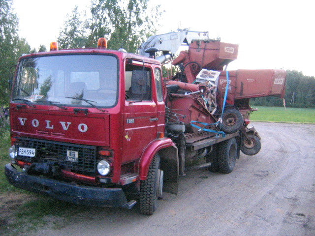 IMG 3766














































hei Ande, timo on selles, facebook on kustutanud oma profiili, ma ei tea, miks. Ma mistan, et teil on koormust paljudest asjadest, kuid loodan, et juaksid lugeda seda:

Ma rgin, mida nd juhtunud on, Kirsti mulle helistada korduvalt ja rgib, et ta on ksinud raha vad aderidt, seda ta ei ole saanud. kui te saate seda nii, et see on hea. Katja ksib minult et on ju aura on kindlasti korras ja koitan olla siin vahel kuigi mul on loomulikult ka asju pris piisavalt ja see on jah oluline kuna aurat osutub veel. Seega seda hakatakse kasutama veel.

kirjutan lhidalt et jaksaisit lugeda sest sinullakin on kindlasti ka teisi kiiruud.

Kirsti ksib kas ta kindlasti raha mille katja on andnud Ader maksmiseks, ma olen elnud, et ta vib olla rahul sest koosts saadakse tegutseda. rge muretsege, kuid aktiivne peab asjas veel olla.

see asi on vga oluline, ma ei tea oma majandusolukorda, kuid kirstille lheks raha asemel kindlasti ka hobuse snniku sest tal on seda pldu mida peab vetama, leppige sellest. ma saan olla koos arutelu sest Ader ja katja on mulle olulised mys.minulle iselle sellest saab suur mure ja tagajrjed mulle kui katjalla on mure, nagu ei kenenga muud poole. muidugi see auraraha talle oleks kige parem variant nagu Kirsti on algselt oodanud. kige thtsam oleks et aura ei lhe ra eesti vi ei sekku vljastpoolt sest siis, kui aura iseloom nii sellest saab olema kigile kasu.

 kui raha puudus on see, et kui oleks hobuse snniku sinna Kirstin pldudele. seda olen esitanud kirstille teisel alternatiivina. ma pan olla diplomaatiline kigi vahel ja ise ma ei tahaks muud kui saaksin oma td teha.

Ma mistan, raskusi ja koitan pidada ka katjan rahulolevalt. katja on rahul nii kaua, kui mul on aura Mul kuid ma peaksin seda ka kasutama hakata, kuid need on minu oma asjadega ega neil teid jupingutusi. see, et katja oleb iloisa on kigi huvides. Loodan asjad lhevad parim poole ja kik on hsti.

see tlk masin ei tta vga loodan, et saate selge.

on oluline, et nd, enne kui Kirsti, sina ja mina arutame siis kui tuleb sinna igaks ilma minuta vi et minuga vetakse hendust nii aurat ei tohi viia kuhugi. see on oluline asi.

pike paistab veel, rge muretsege ja mtle kurbust, jaksamme koos!







hei Ande,timo on tss, facebook on poistanut oman profiilini, en tied miksi. ymmrrn ett sinulla on kuormaa monesta asioista mutta toivoisin ett ehtisit lukemaan tmn:

Kerron mit nyt tapahtunut on, Kirsti soittaa minulle useasti ja kertoo ett hn on kysynyt rahaa aurasta, sit hn ei ole saanut. jos saat sit niin se on hyv. Katja kysyy minulta ett onhan aura varmasti kunnossa ja koitan olla tss vliss vaikka minulla on omiakin asioita ihan tarpeeksi ja asia on kyll trke koska auraa tullaan tarvitsemaan viel. siis sit tullaan kyttmn 

kirjoitan lyhyesti ett jaksaisit lukea koska sinullakin on varmasti muitakin kiiruud.

kirsti kyselee saako hn varmasti rahansa jonka katja on antanut ader maksuun, olen sanonut ett hn voi olla tyytyvinen koska asia yhteistyss saadaan toimimaan. l murehdi mutta aktiivinen pit asiassa viel olla.

tm asia on trke, en tied teidn taloustilanteesta mutta kirstille kvisi rahan sijasta varmasti mys hevosen lantaa koska hnell on se pelto jota pit lannoittaa, sopikaa asiasta .voin olla keskustelussa mukana koska ader ja katja on minulle trket mys.minulle siit tulee suuri ongelma ja seuraukset minulle jos katjalla on murhe. tietysti se auraraha hnelle olisi kaikkein paras vaihtoehto kuten kirsti on alunperin odottanut. trkeint olisi ett aura ei pois mene virosta tai siihen ei sekaannu ulkopuoliset koska silloin kun aura saadaan silymn niin siit tulee olemaan kaikille hyty. 

 jos rahasta pulaa on ett jos olisi hevosen lantaa sinne kirstin pelloille. sit olen esittnyt kirstille toisena vaihtoehtona. yritn olla diplomaatti kaikkien vliss ja itse en tahtoisi muuta kuin saisin omaa tyt tehd.

ymmrrn vaikeutenne ja koitan pit mys katjan tyytyvisen. katja on tyytyvinen niin kauan kuin minulla on aura kytssni mutta minun pitisi sit mys alkaa kyttmn mutta ne ovat minun omia asioita enk niill teit vaivaa. katjan iloisuus on kaikkien etu. asiat menevt parhain pin ja kaikki on hyvin.

tm tulkki kone ei toimi hyvin toivottavasti saat selv.

on trke ett nyt ennen kuin kirsti, sin ja min keskustelemme niin jos tulee sinne kuka hyvns ilman minua tai ett minuun ollaan yhteydess niin auraa ei saa siirt mihinkn. se on  trke asia.

aurinko paistaa viel, l huoli tai ajattele surua, jaksamme yhdess!