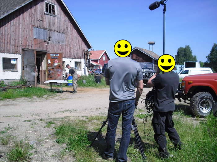 Niihin webbihommiin

jos on ehdotuksia ja ideoita aiheeseen, niin otan niit mielellni vastaan, tm voi tyllist verkostoitumisen kautta paljon ja yhteistoimijoita lytyy useilta eri aloilta
haku tuohon ilmoitukseen on pll, seuraan viestejni nyt muutaman pivn
huomasin kansioista ett poseerasit yliopiston edess, oletko itse mink alan ihminen

Kytettvyyssuunnittelu on minun alaani

tarkennettuna
yhti tulee ostamaan palveluiden tarjoajilta tomivimmat koneptit mutta toiminta on kytnnllisint kynnist osakuntatoiminnan kautta
tlle asialle ollaan osakuntaa perustamassa, siit on oma ryhm olemassa

Suunnittelen kyttliittymt tai siis kaiken mit ihminen nkee ja koskee tuotteesta helposti kytettvksi. Ett ihminen heti tajuaisi, miten se toimii.

 toivon ett ehdimme jutella jossakin vliss aiheesta

Jtn thn referenssiksi www.balabin.net vaikkei siell nyt mitn maailmaa mullistavaa ole, enk nyt hirvittvn ylpe ole tuosta, mutta ainakin olen saanut sivut pystyyn. Opiskeluja pitisi olla tm vuosi jljell.

jos on laittaa esim linkkej jo olemassaoleviin tuotteisiin, sivuihin, kuviin ja tiedostoihin aiheesta niin otan niit mielellni vastaan, alalla kuin alalla yksi trkeimmist ominaisuuksista sek konkreettisissa tuotteissa ett sisllllisiss palveluissa on juuri niiden kytettvyys, parissa linkiss olenkin juuri pitnyt paria hyv esimerkki kytettvyyden kehittmisen ilmenemist
olen kiinnostunut yhteistyst, mutta esitykset nettityhn liittyen menevt tll hetkell toisen osakunnan toimintaan osallistuvan kautta, johon laitan yhteystiedot tarvittaessa

Mieluummin olisin toki oman alan hommissa, kuin webbisivuorjana

esim. kuinka saadaan parhaiten toteutettua toimiva siemenmyyntisivusto, asiasta on hyvi esimerkkej jo olemassa

Mutta mielenkiintoiset tyt ovat aina hienoja, eivtk tunnu orjan hommilta
...mielenkiintoisten asioiden parissa
no sannieshop on mielestni paras esimerkki hyvsdt siemenkaupasta
onko tuttu?

tm tulee tarvitsemaan paljon oheistoimintaa ja tekemn typaikkoja sille, jokainen kiinnostunut mrittelee oman osaamisensa ja toimii sen mukaan, 
totta. sensiseeds mys hyv ja sielt ollaan hakemassa tuotantosopimusta tietyille lajikkeille, laitan linkin

lydn itse kiitos

http://sensiseeds.com/
tuossa se nyt kumminkin on

11:21
je

www.suomenkannabis.fi on sivuston nimi ja sit kautta tullaan toimittamaan suomeenkin huomattava mr laillisia kannabistuotteita jotka ovat laillisia EU:n alueella tuottaa



----



Timo Haara
Timo HaaraHUOM SK
http://forums.offipalsta.com/album.p...turecomment626
26.05.2011 21:30 Urbancityboy omko tilaus lhten, niit.....** ?**forums.offipalsta.comSuomen aktiivisin offroad-foorumi
muutama sekunti sitten Timo Haaralhetykset lhtevt tlt heti kun saadaan selvyys maksuosoituksiin, thn asiaan tullaan tarvitsemaan jokaiselle tilanneelle lhetettv henkilkohtainen viesti, jossa erikseen pyydettv maksamaan tilattu lhetys ett se voidaan postittaa. 
Thn asiaan tullaan tarvitsemaan henkilit jotka tt tyt tulevat tekemn tykseen, thn tyhn, kuten www.suomenkannabis.fi:n sivujen yllpitoon ja kehittmiseen valittavien henkiliden on mahdollista antaa tynytteen ammattitaidoistaan ja asiaan soveltuvuudestaan tynyte juuri niden asioiden hoitamisella.

Nin se homma etenee.

17 minuuttia sittenM

tuossa katselin sossutti ootellessa ett miten maksu tapahtuu... tilaajan pit valita esim verkkopankissa maksu ulkomaille, sen jlkeen tilille/iban numero, saaja, saajan osoite ja maa

nuo tiedot nyttvt olevan ainakin nordeassa pakolliset

tai siis saajan osoite ja maa vapaa-ehtoinen

sitten seuraavaksi tulis se bic koodi

ja jos viite numeroa ei ole, viesti kentn asiakas voisi kirjoittaa tilauksen pivmrn (helpottaisi tilausten ja maksujen seurantaa)


11 minuuttia sittenTimo Haara

sinulle ollaan hommaamassa sit vnkri

lk huoli osuuskuntapaikka ei ole vaarassa

eiks se mussukkakin siell ollut ns. taajuudella

11 minuuttia sittenM
on joo

10 minuuttia sittenTimo Haara
tuo terassi kantaa max 7 - 10 henkil kerrallaan eik enemmlle ole tarve


10 minuuttia sittenM
jos hnen itins ei olisi peltotarkastaja niin laittaisi mielelln peltoa kotitilalleen

10 minuuttia sittenTimo Haara
tmn pivn keskustelut ja raportit lytyvt tuolta:

http://forums.offipalsta.com/album.php?albumid=1151&pictureid=42238

Ne pohjaavat edellisen pivn ksittelemttmiin raportteihin jotka ksittelevt tt samaa tmn pivn aihetta, lhinn nettisivujen ja julkisuustoiminnan kehittmist sek osakunnan perustamisasiaa www.suomenkannabis.fi : st erillisen asiana mutta saman allekirjoittaneen henkiln tekemin toimina joista allekirjoittaneella on vetovastuu.

jep

peltotarkastusasiat ovat todellisuudessakin erittin trkeit ja tarpeellisia asioita

pit muotoilla teksti, joka soveltuisi samalla tilaussivulle ja lhetettvksi niille jotka ovat tilanneet mutta eivt ole ymmrtneet toimia tilausohjeiden mukaan, siit on oma valmis tyni tuolla eilisen linkiss, mutta siit vlist nytt puuttuvan vlill keskustelua

http://forums.offipalsta.com/album.php?albumid=1151&pictureid=42241

yksi tehtv on saada tuo sivu omalle koneelle silloin kun se aukeaa kokonaisuudessaan koska mm. sislt trkeit muistiinpanoja asiasta joista suurin osa on mys postitettu eilen nihin fb-viesteihin, fb:nkauttahan firma muun muassa tyt tekee

siin ainakin eilen nkyi valmiit linkit mm. kuvaanimaatioon jota suunnittelimme ja joka olisi toteuttamisen arvoinen idea
Mika Isomaa (PIR) tulee olemaan todennkisesti trkess roolissa, hnhn todennkisesti kuvakaappaisi kaikki nm ja tekisi sivuston jo niist
on siell hampun lehvst selke kuva seassa varmasti
tutkikaa eilisen tekstej, miettik asiaa halutessanne, ja kun ko. sivulla aukeavat kaikki kuvalinkit, ottakaa tieto talteen koska tuolloin teille tulee mm. kopio osakunnan perustamisasiakirjasta.

Kannattaa muutenkin rullata scrollilla lopusta alkuunpin niin tuoreimmat ja yleens mielenkiintoisimmat uutiset ja asiat ovat tll loppupss.
Itse odotan vielkin tilatuista siemenist tilausrahoja, joka on osakunnan toiminnasta ulkopuolella olevaa tulevaa www.suomenkannabis.fi : n toimintaa. Liek suomi kuolettanut tilini vai mik on. Karhiin ja kylvn viel viikon mahdollisuus mutta kasvukautta menetetn koko ajan ja aikaa vastaan taistelun mahdollisuudet lyhenevt joka rintamalla. Lihulan osakunnalla on mahdollisuus seurata tilanteesta ulkopuolisena tahona mm. tmn sivun kautta!

Tutustu Lihulan osakunnan toimintaan osoitteessa http://www.facebook.com/event.php?

Jossa mm. tietoa Eestin suurimman kannabiskasvatushankkeen etenemisest laillisilla Euroopan kannabismarkkinoilla, nin tehdn verotuloja laillisella liiketoimintana Viron yhteiseksi hydyksi ja muidenkin maiden elinolojen parantamiseksi!

Tukemalla hanketta autat, Lihulan osakunta etsii mm. ekokylhankkeiden toteuttamiseen sijoittajia mys henkisell, ja typomalla. Lihulan osakunta, optiosi lailliseen kannabistuotantoon osallistumiselle ja sen kehityksen seuraamiselle!