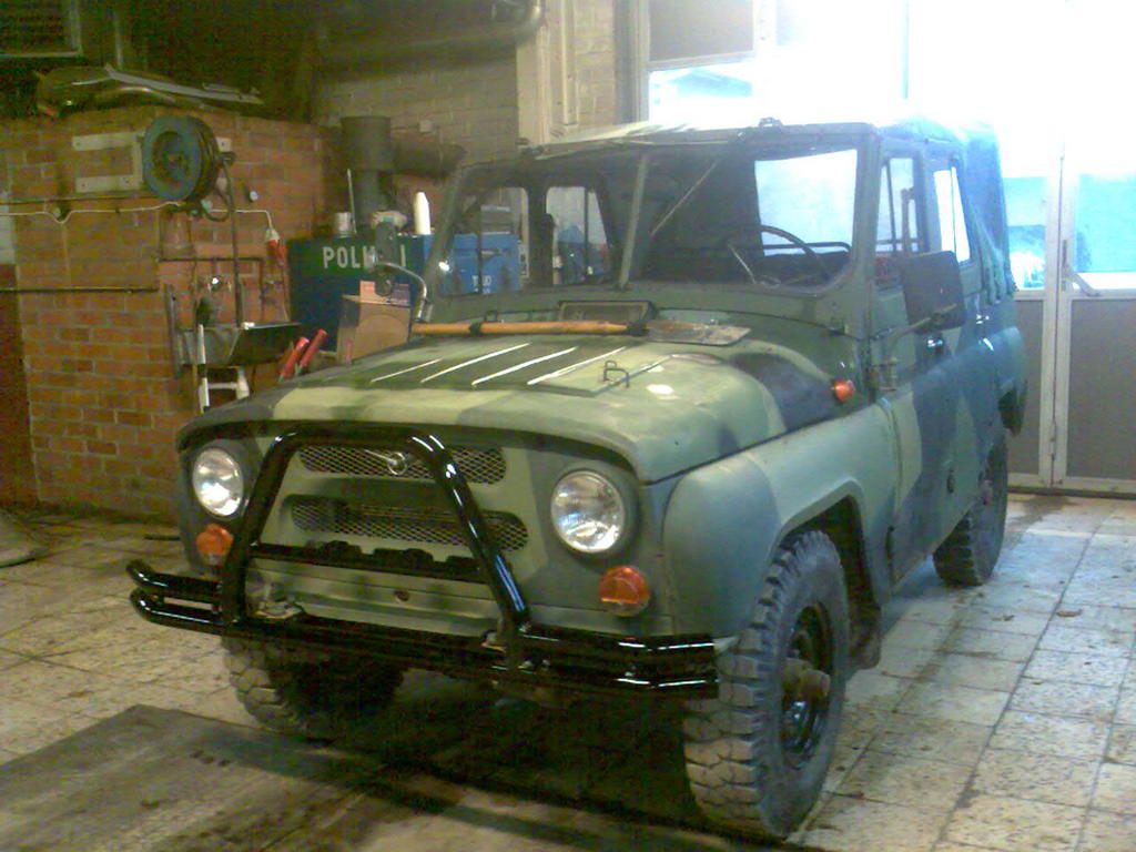 uaz:ssa uusi karjapuskuri