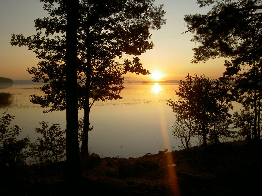 venj 10 11.07.09 017  klo 04.15 auringon nousua