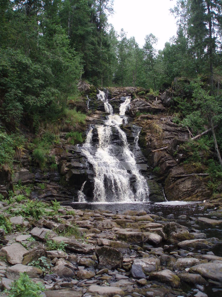 Waterwall pikkusen kuivaa elokuun alussa