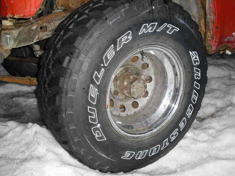 Myyty rahapulassa, sek auto ett rengas. Raha kytetty hamppuprojektiin ja ruokaan,kummankin ollessa kelvotonta. 

    PICT0001a