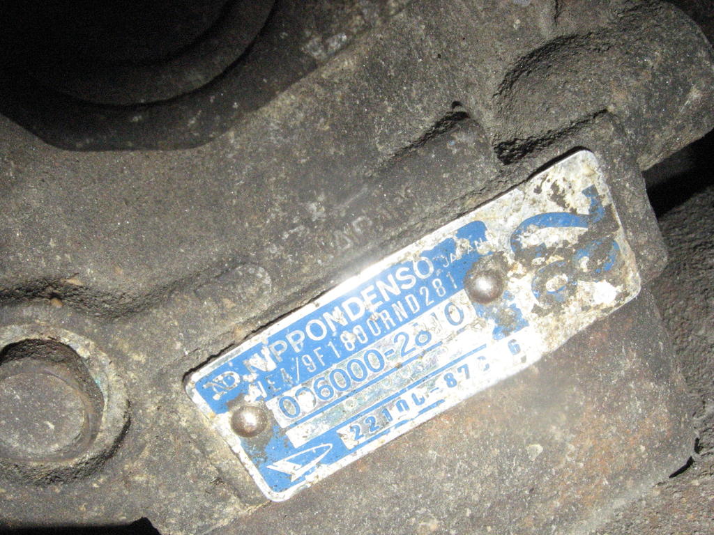 Syttpumpun ltk. Nippon Denso VE4/9F1800RND281.
22100-87C_6_ (eli alaviivat on jotain)
