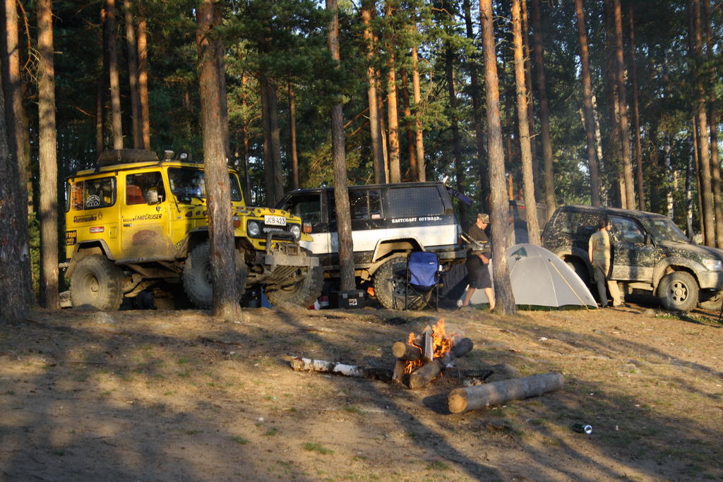 Leiri laatokalla
