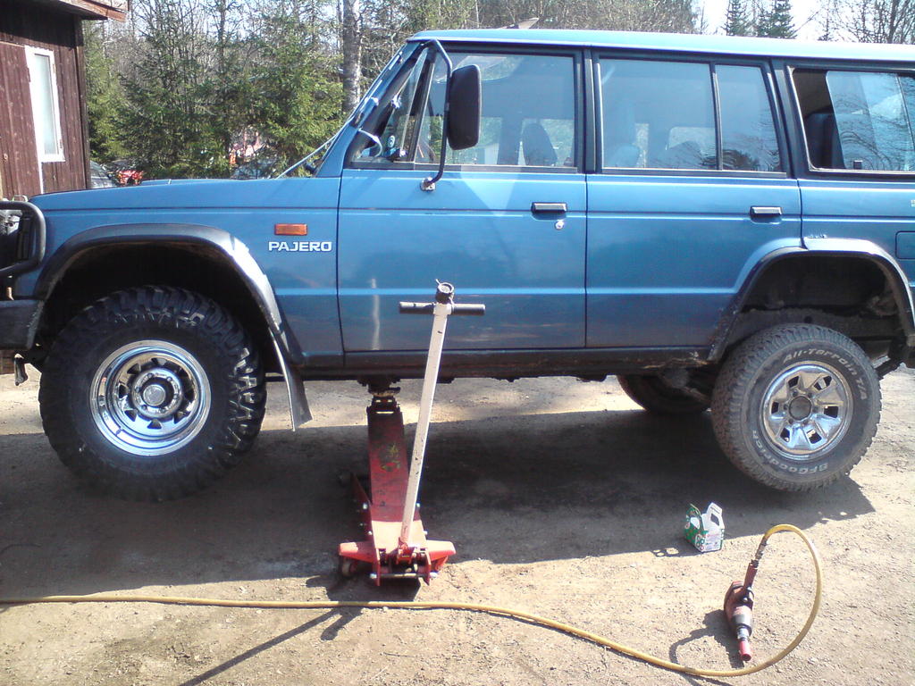 muzzilla 33x13.5 +10x15" VS 16" 225/75 vanne