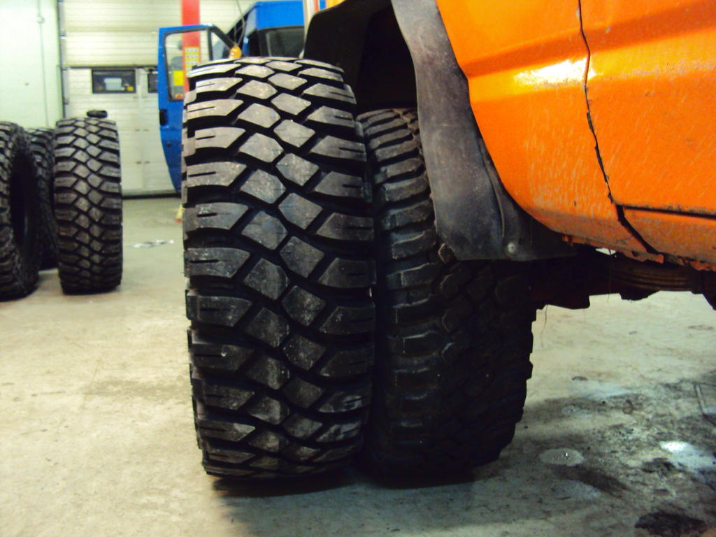 37x14.5 creepyt vs 33x12.5