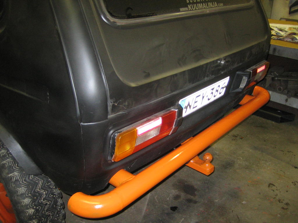 Siin takapuskuri pits ainakin kest.