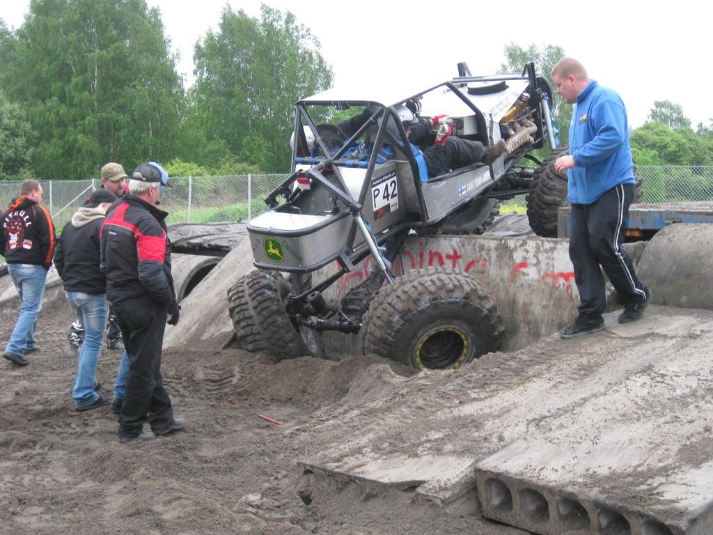 Protoissa kntyy mys takarenkaat