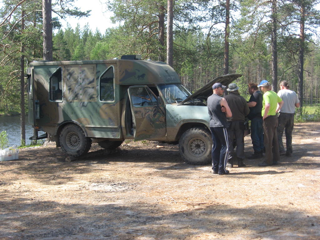 viddu...joku on nussinu shkt