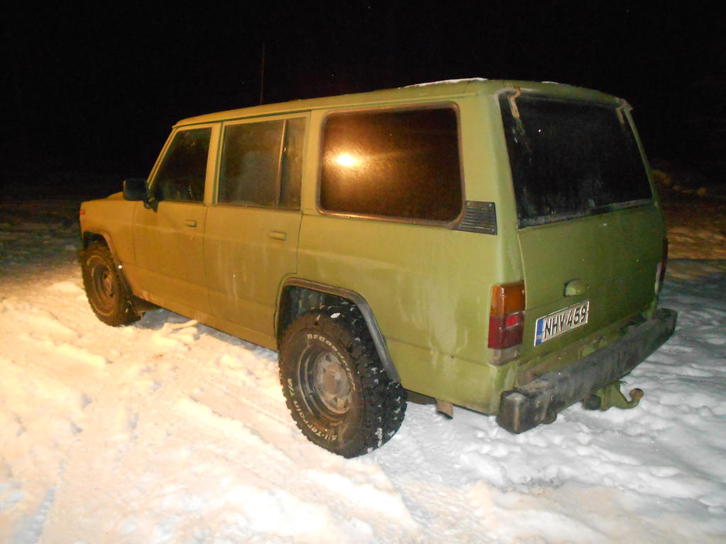 takapuskuri jo vhn vntyi ensimmisell makkaranpaistoreissulla. kahesti piti vinssiapuakin pyyt.