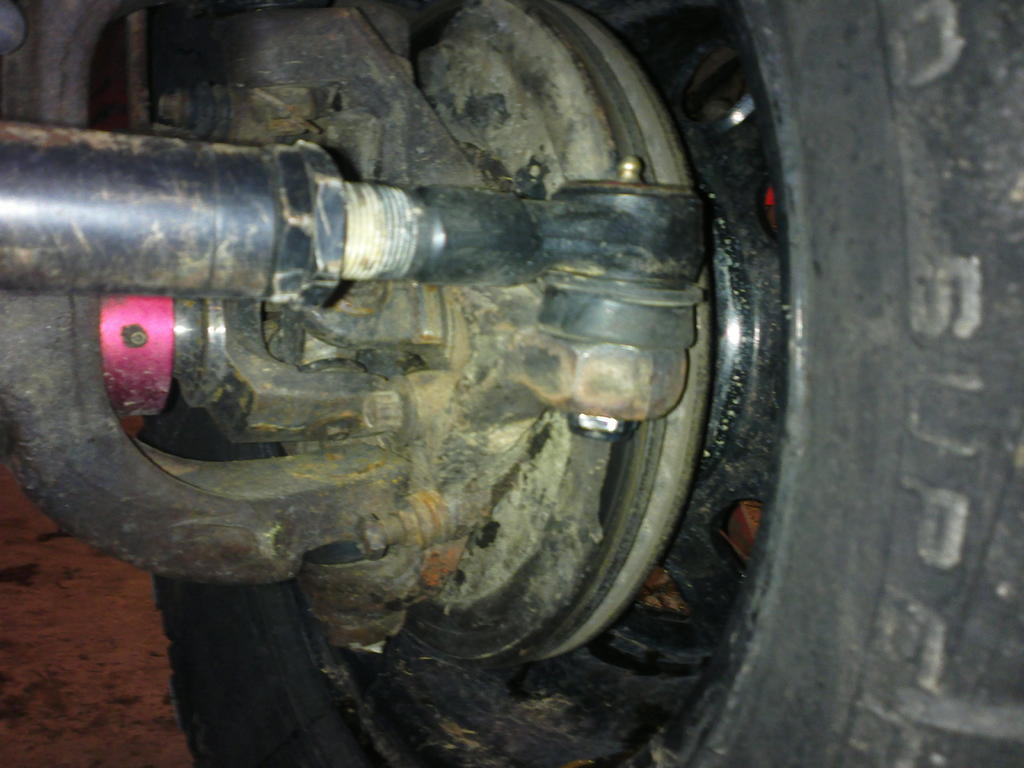 OTK kuskin puolelle, mahtuu noilla vanteilla olemaan.