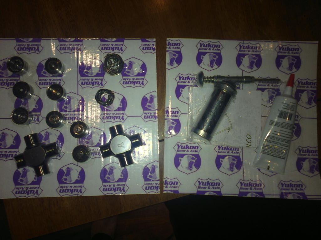 Yukonin D44 hyper-super-yber-hipo ristikot elinikisell takuulla...