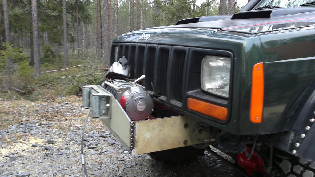 Tulihan tuo hieman ulos, mutta nyt ei ole en niin ahdasta ku aiemmin ja sek jhdytin ett vlijhdytin saa paremmin ilmaa...