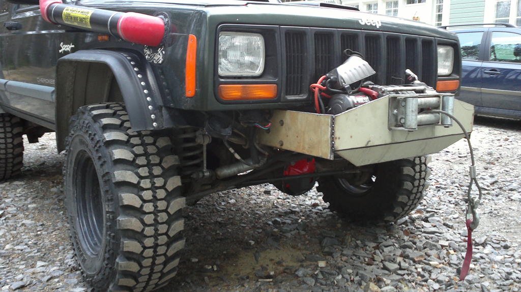 Aika paljon lhtee renkaiden eest tavaraa pois verrattuna vakio puskuriin.