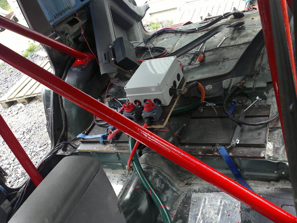 Uus taka shkpkeskus pits viel boxata suojaan.