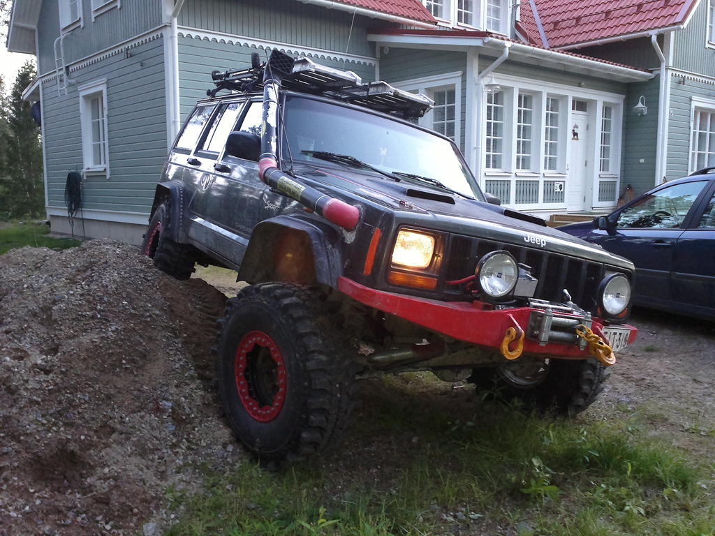 No nyt oli jonnin verran mukavampi rymitt joustoja testaamaan kun on Teran LOW HD jakoaski alla.