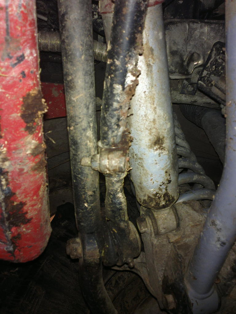 Tanko banaanilla panssarista huolimatta. Vaihdetaan tuo nyt sitten HD versioon ja koska simpukkakin on menny väljäks, sen tilalle tulee SuperBox...