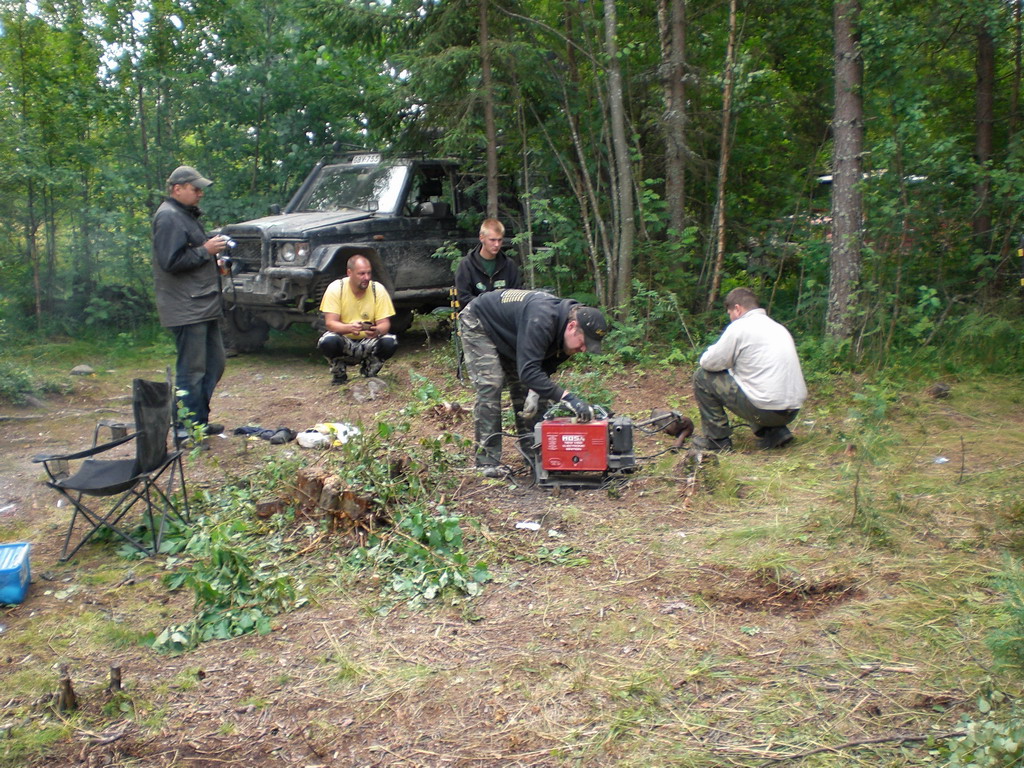 RRJ:n takapanhardin hitsausta