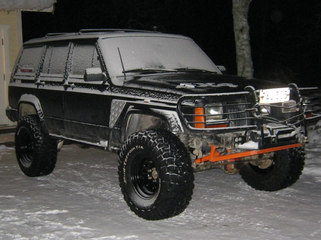 Tammikuu 2013.Uudet renkaat ja vanteet alla