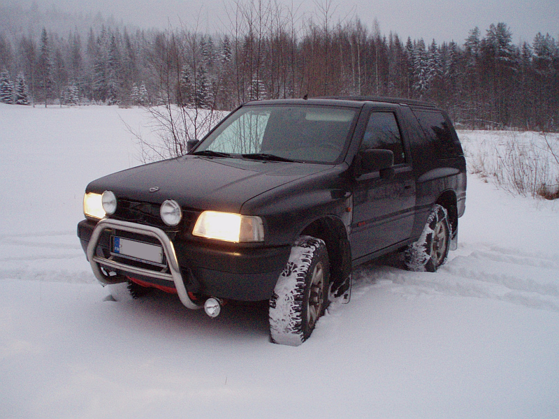 Talvi 2012. Ei lytynyt viel syvemp hankea kokeiltavaksi.