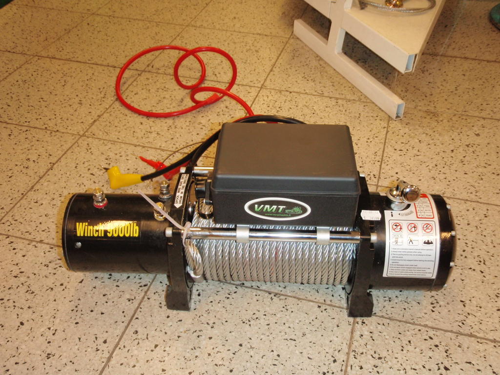 Vinssi 9000lbs, irrotettava releboksi