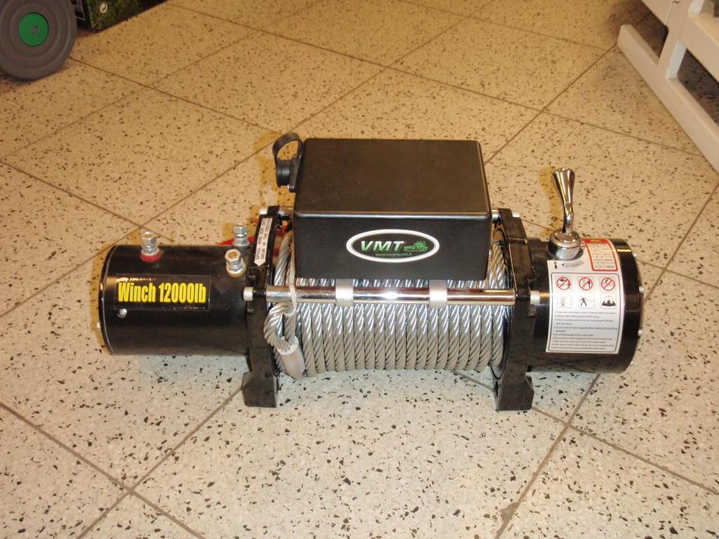 Vinssi 12000lbs, irrotettava releboksi