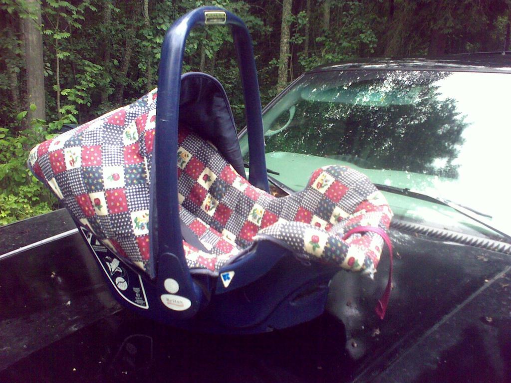 Turvakaukalo vauvalle, Britax, kahdella lapsella ollut kytss.
Hinta 25,-