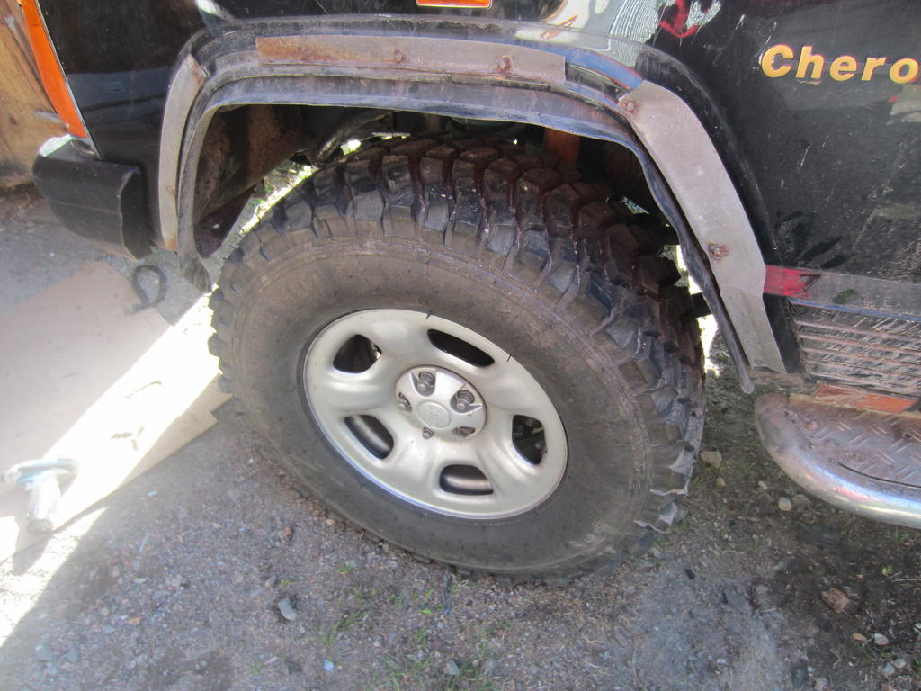 lokarit revitty auki