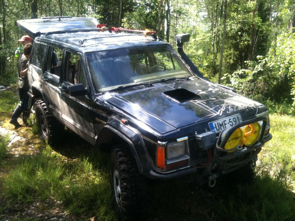 konepellisskin jo listuuletus aukkoja