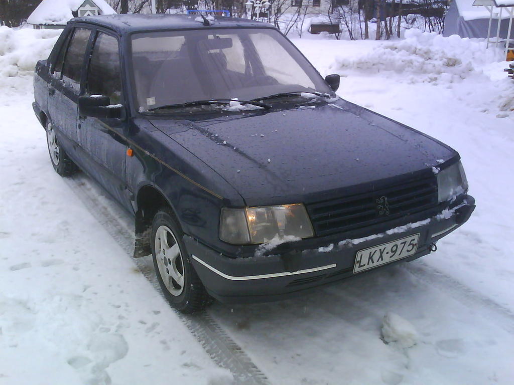 Peugeot 309 -87