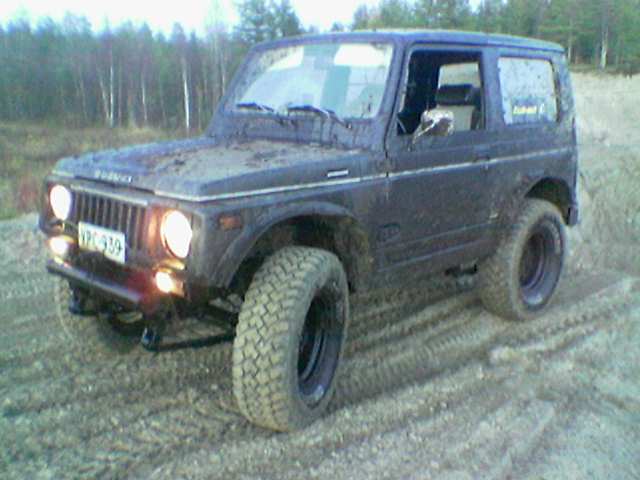 Suzuki SJ410 -85