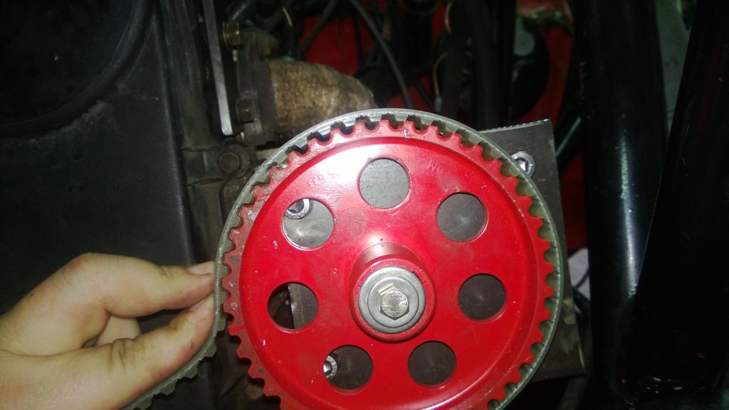 Teetetty hihna joka ei sopinut.