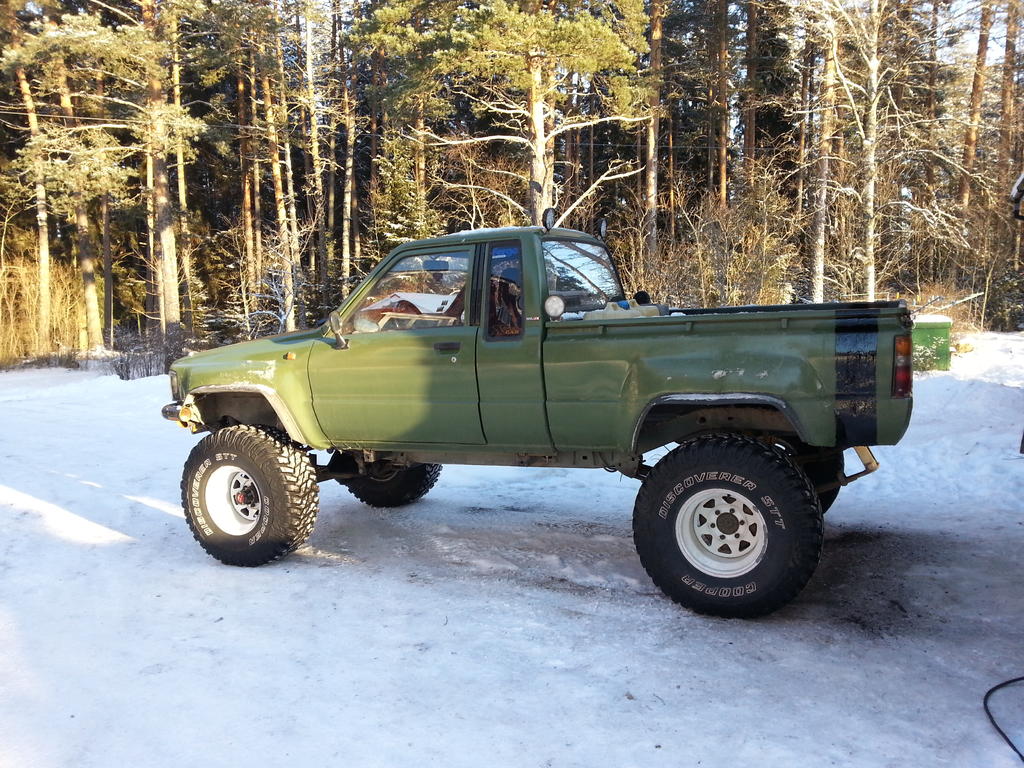 -22C pakkasessa vhn maalia saumoihin :D