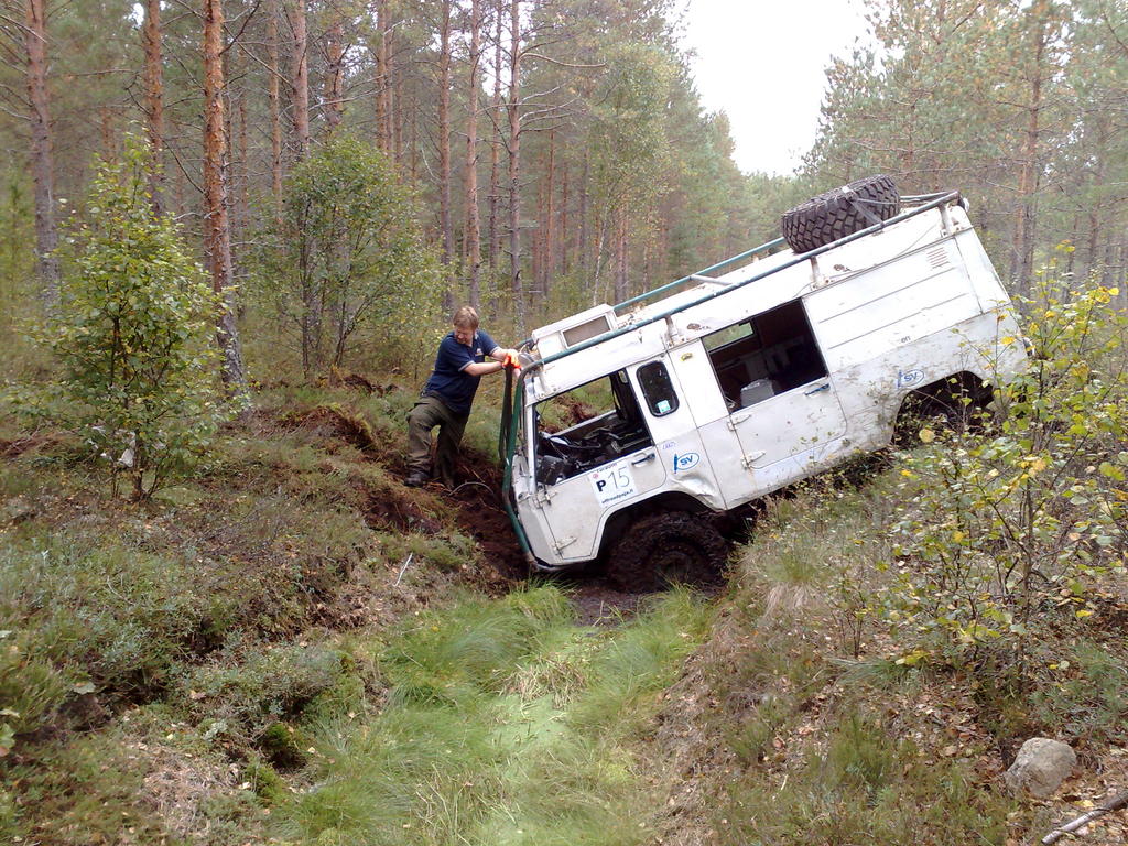 Ojat oli sitten kohtuullisen syvi