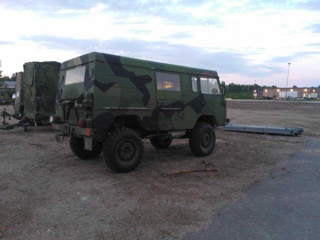 WP 000354
siinp se on kuvattu ostopaikassa armeijan kentll ruottissa