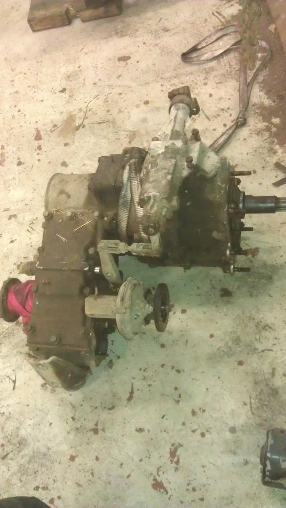 Volvo laatikko+jakis