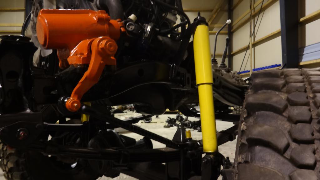 Parempaa kuvaa toimivasta paketista.

mikli ohjaus simpukan varsi olisi pidempi niin saisi ohjausvarren kulmaa loivemmaksi, mutta silloin muuttuisi knnn vlitys ? luulisin?

kokeilen tt ratkaisua ensin ja jos ei tunnu hyvlt niin vaihtan ln 110 tyyppisen simpukan ja siihen kuuluvat ohjaus osat.