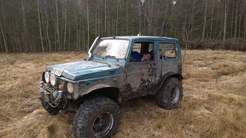 veto poissa, kummastakin