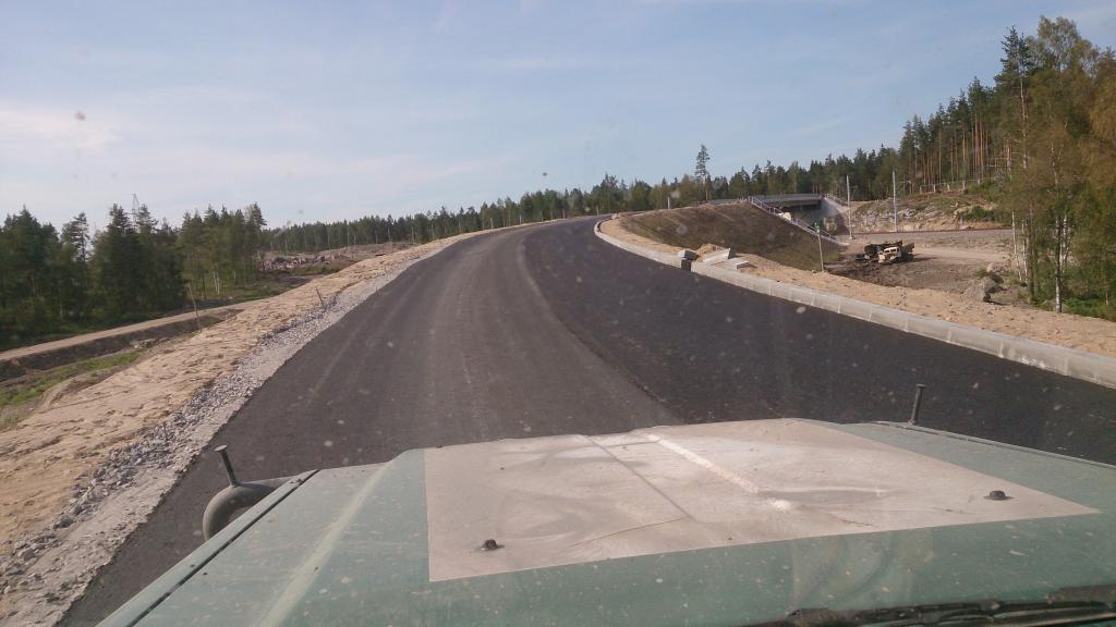 Ihan prnikk tiet, mukava vaihtelu kuoppaisille hiekkateille :)