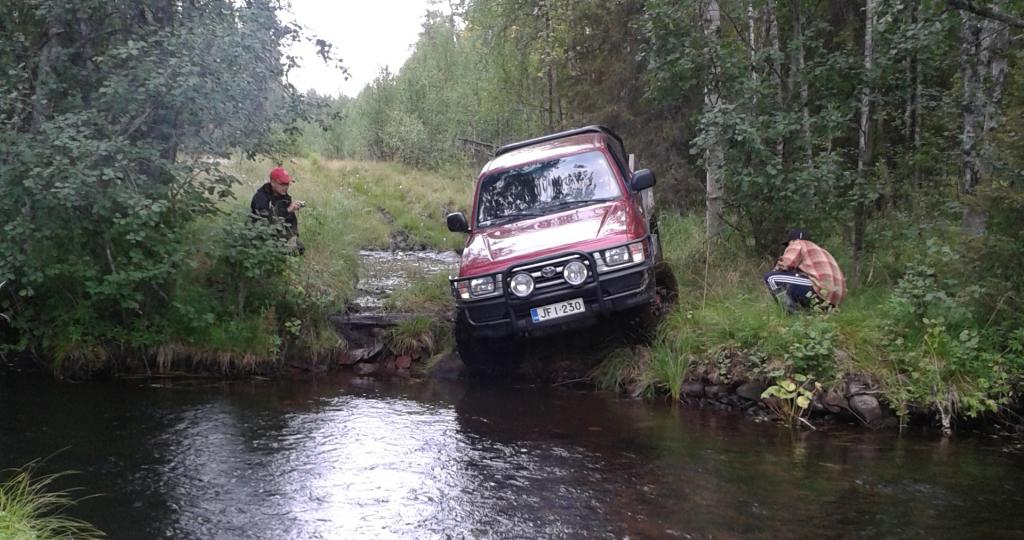 hiluxi sukeltaa