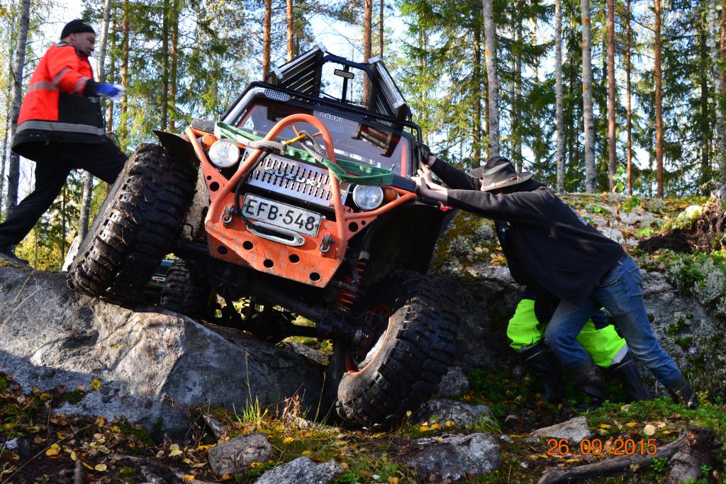 ...mutta avustettiin ettei tapahtuisi