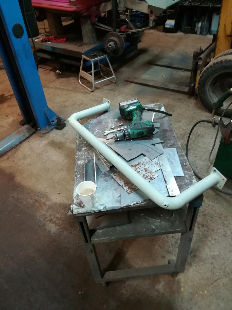 Kaariaihio nro 1, ei oikein hyv=muuttuu viel