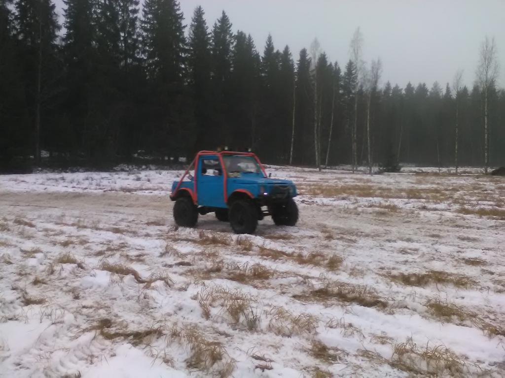 Henkka kskee ja suitza ampuu