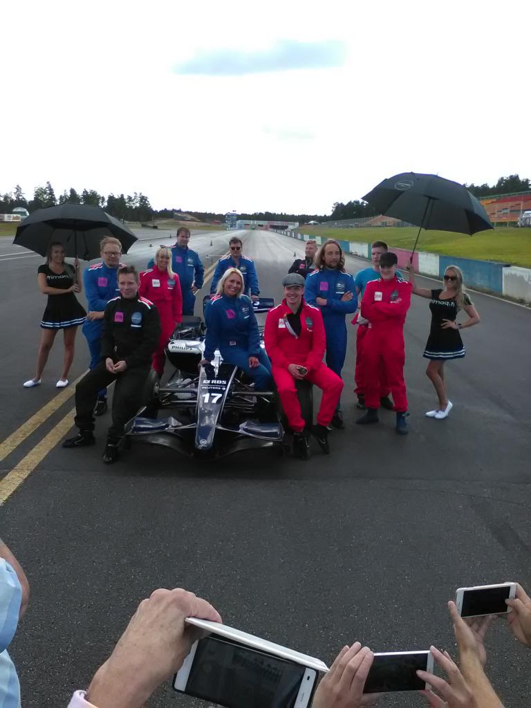 Vhn matalampaa meininki, kaveri puikoissa